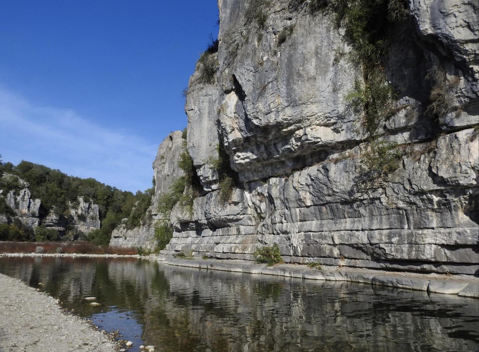 Superbe Appartement Dans Residence Avec Piscine Saint-Martin-dʼArdèche Exterior foto
