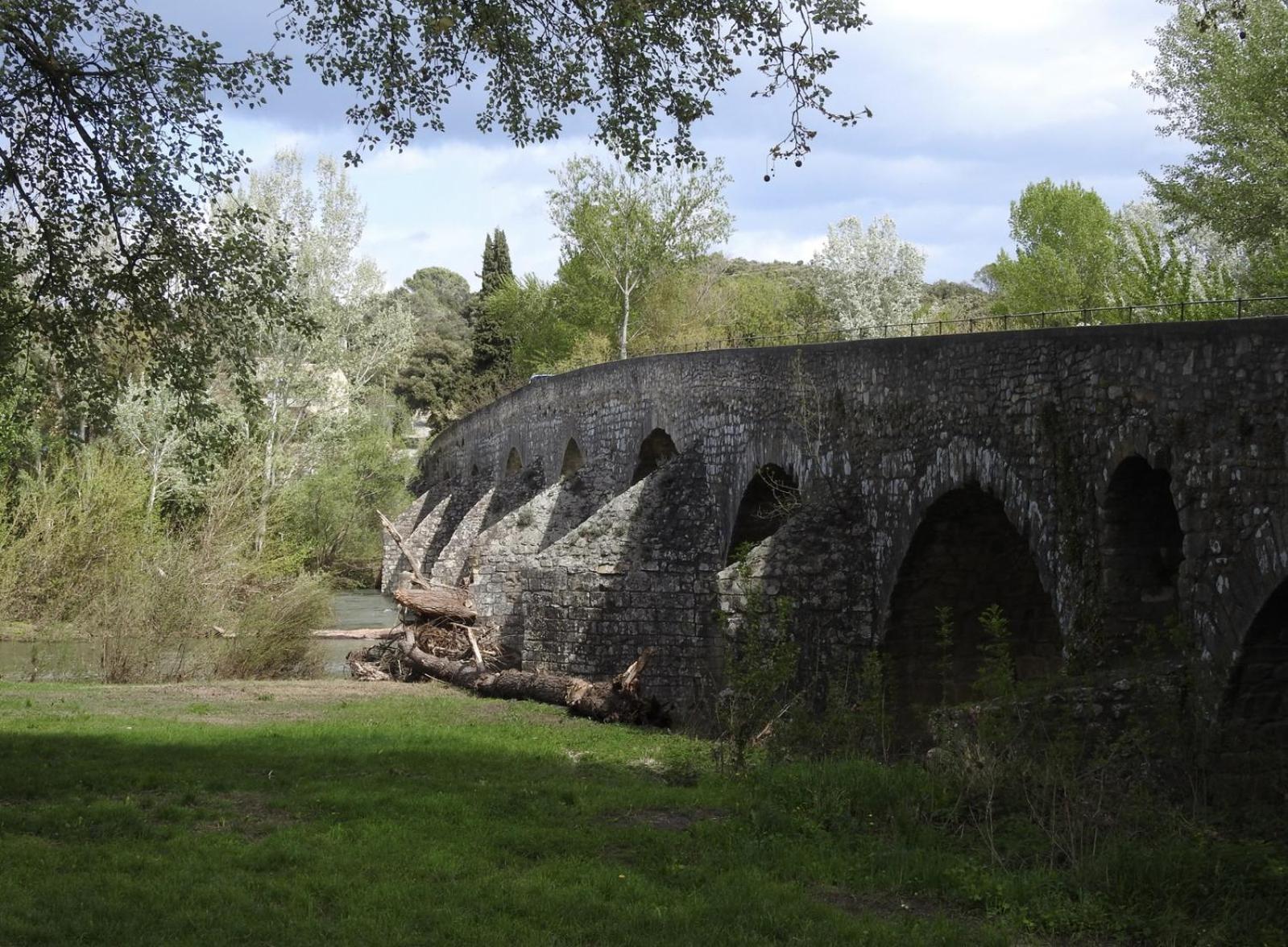 Superbe Appartement Dans Residence Avec Piscine Saint-Martin-dʼArdèche Exterior foto